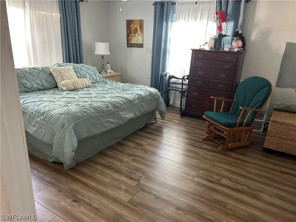 181 Pine Key Lane Naples FL 34114