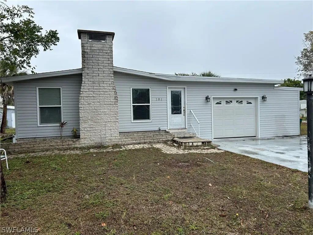 181 Pine Key Lane Naples FL 34114