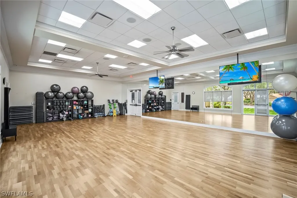 8217 Parkstone Place Naples FL 34120