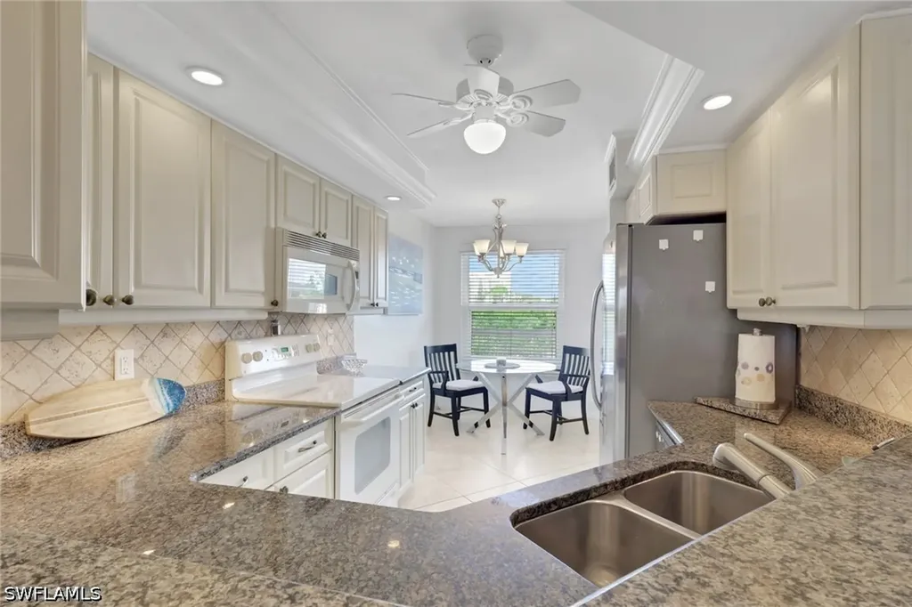 320 Horse Creek Drive Naples FL 34110