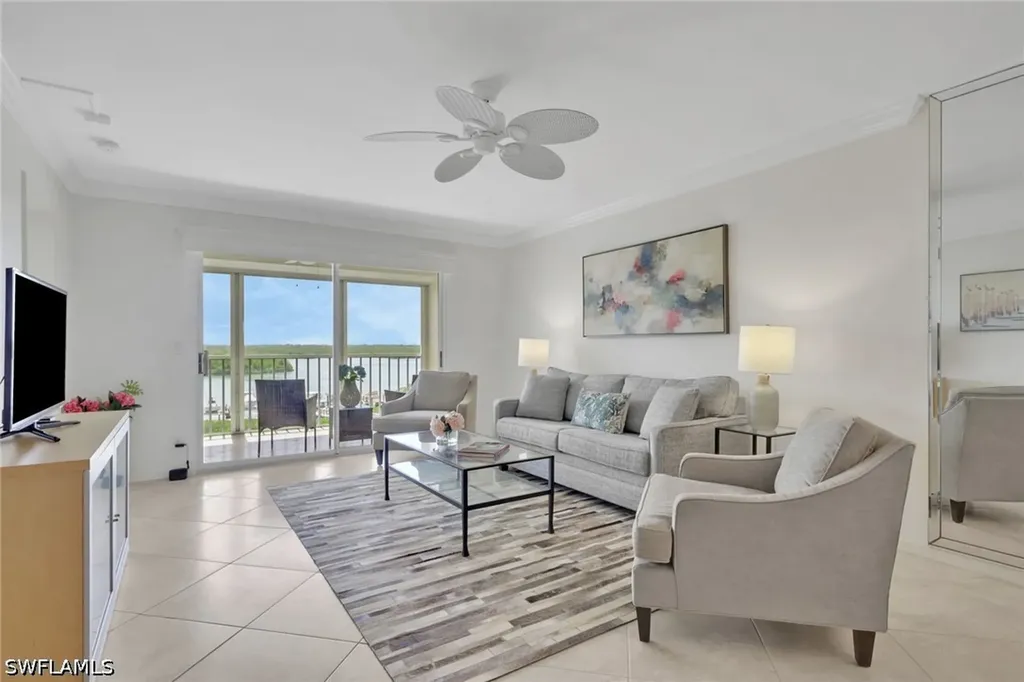 320 Horse Creek Drive Naples FL 34110