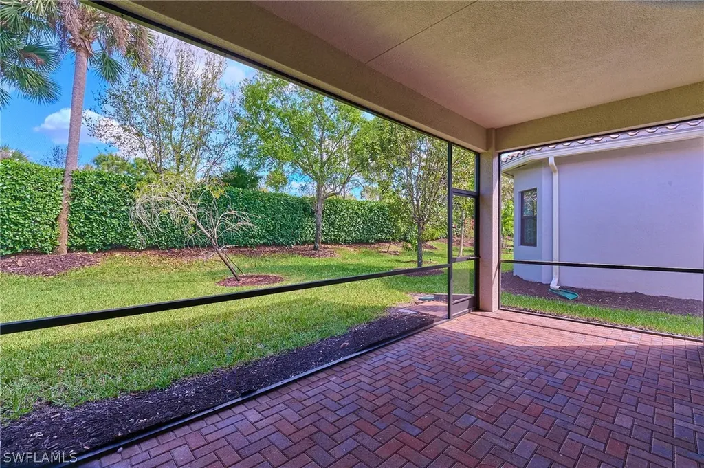 4486 Crimson Avenue Naples FL 34119
