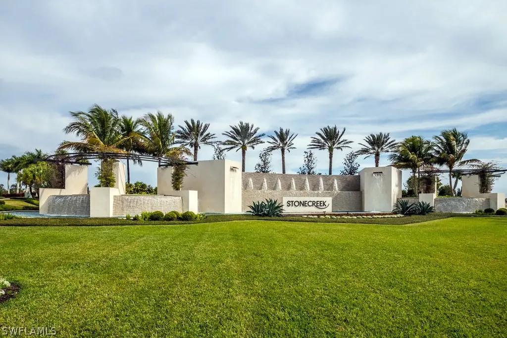 4486 Crimson Avenue Naples FL 34119