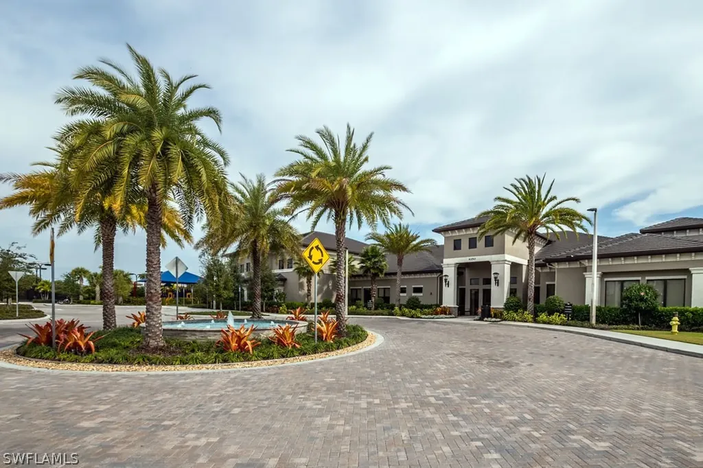 4486 Crimson Avenue Naples FL 34119