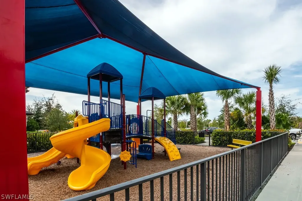 4486 Crimson Avenue Naples FL 34119