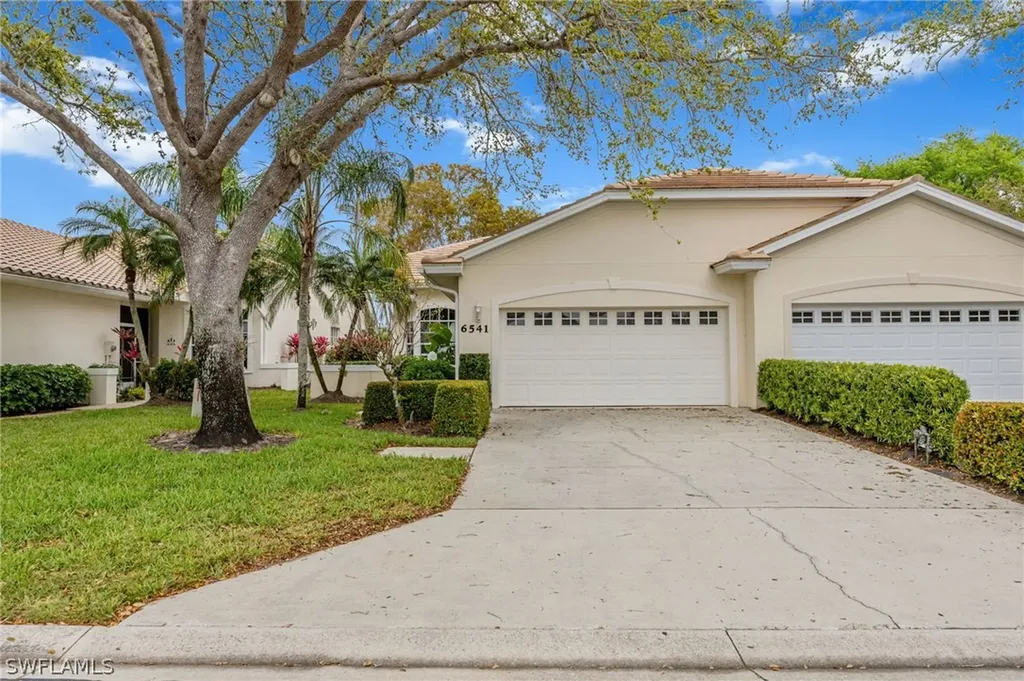 6541 Ilex Circle Naples FL 34109