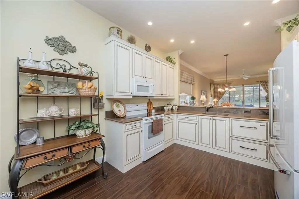 6541 Ilex Circle Naples FL 34109