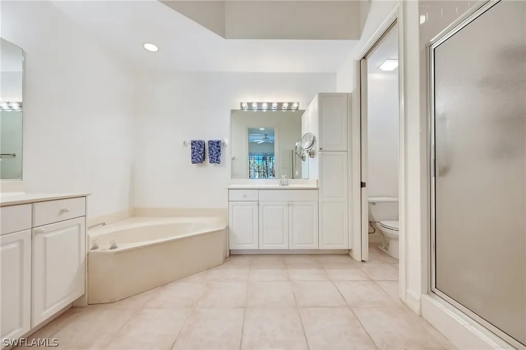 820 Bentwater Circle Naples FL 34108