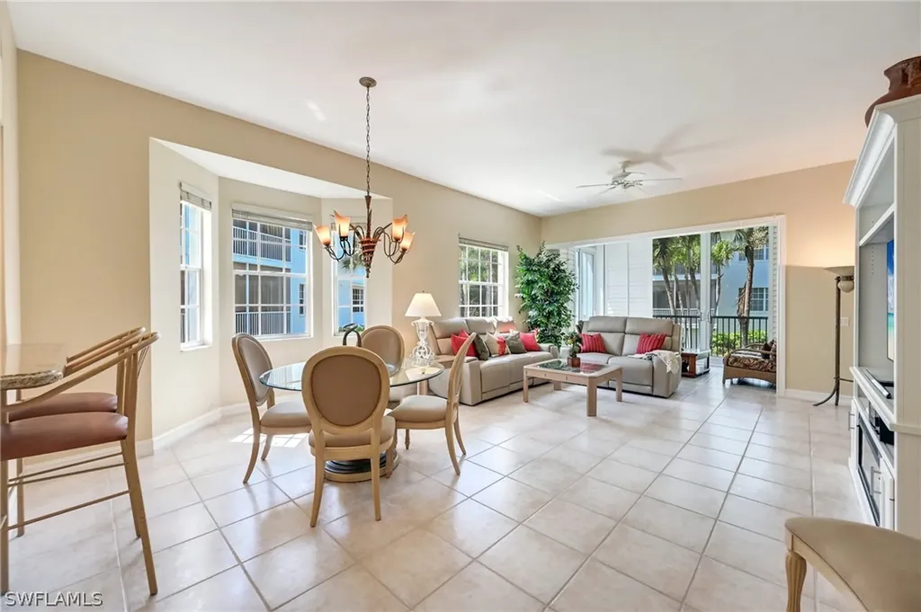 820 Bentwater Circle Naples FL 34108