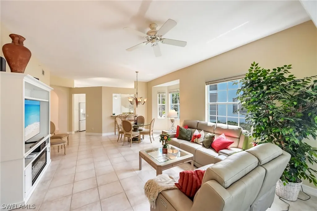 820 Bentwater Circle Naples FL 34108