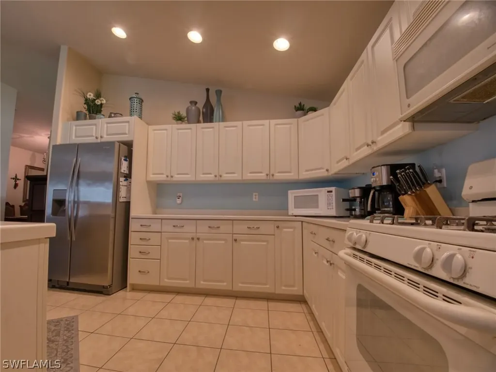 9071 Astonia Way Estero FL 33967