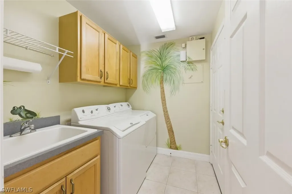 2135 Khasia Point Naples FL 34119
