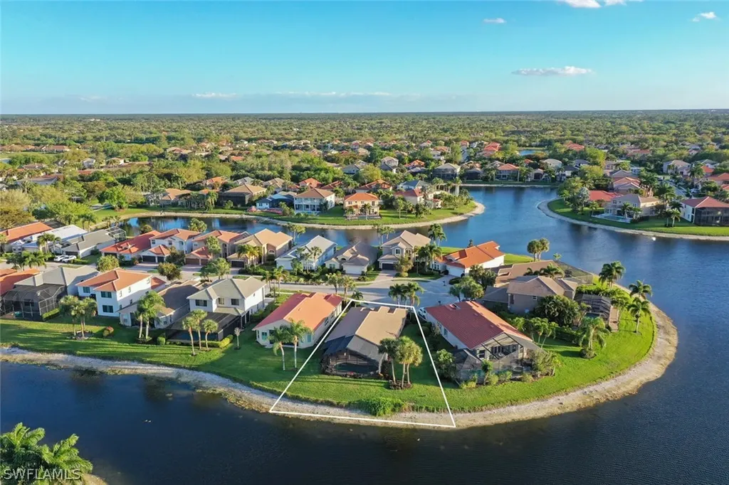 2135 Khasia Point Naples FL 34119