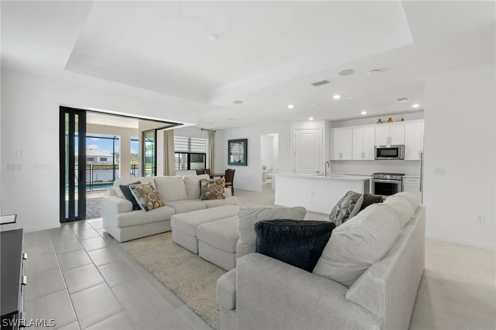 1854 Amador Court Naples FL 34120
