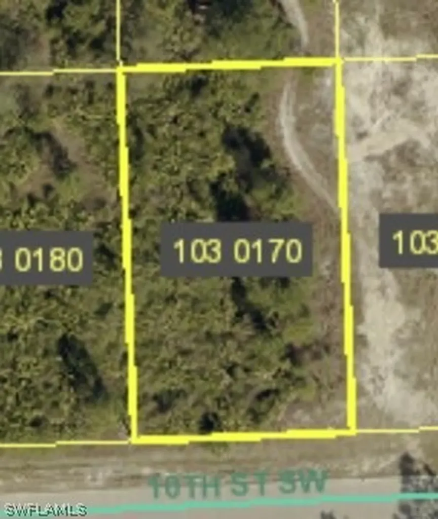 3812 10th Street SW Lehigh Acres FL 33976