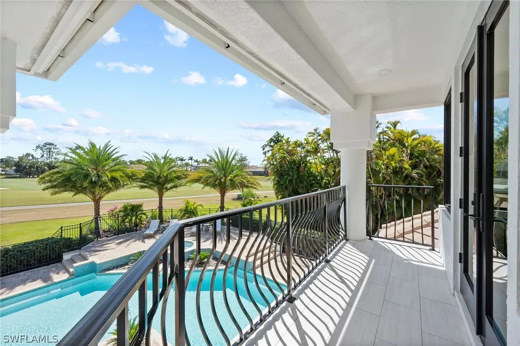 4260 Brynwood Drive Naples FL 34119