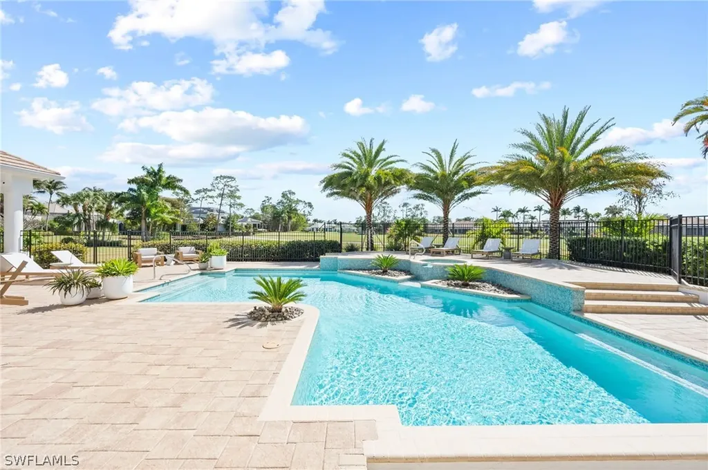 4260 Brynwood Drive Naples FL 34119