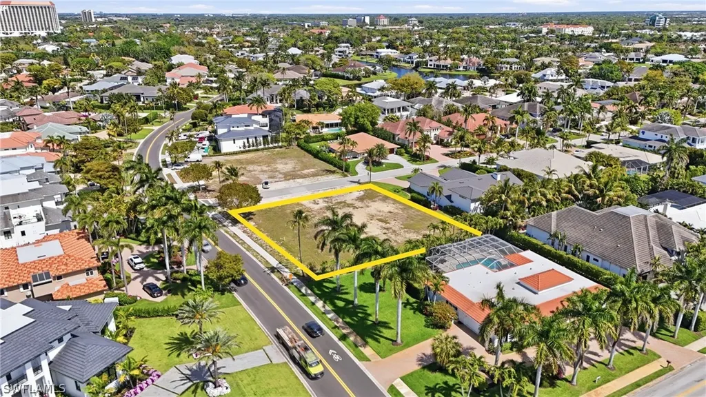 504 Parkwood Lane Naples FL 34103