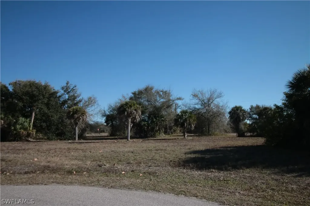 1 Hull Court Placida FL 33946