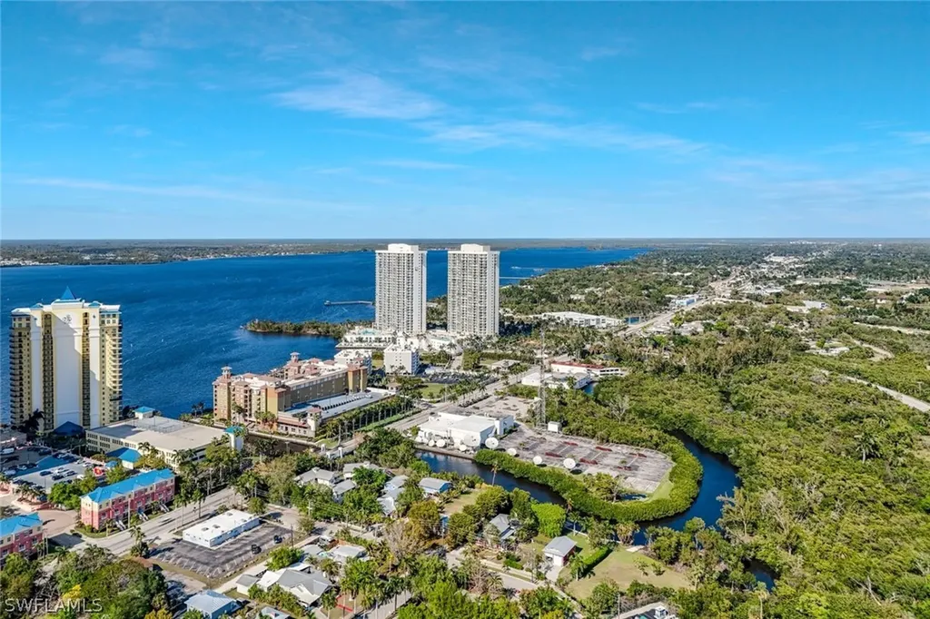 2825 Palm Beach Boulevard Fort Myers FL 33916