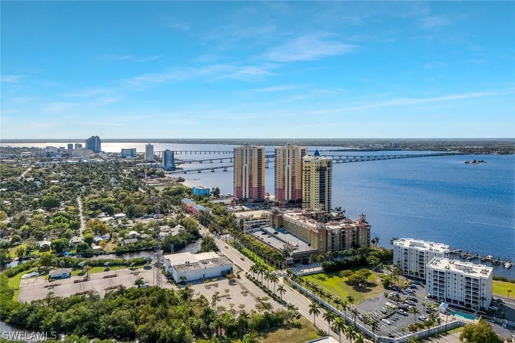2825 Palm Beach Boulevard Fort Myers FL 33916