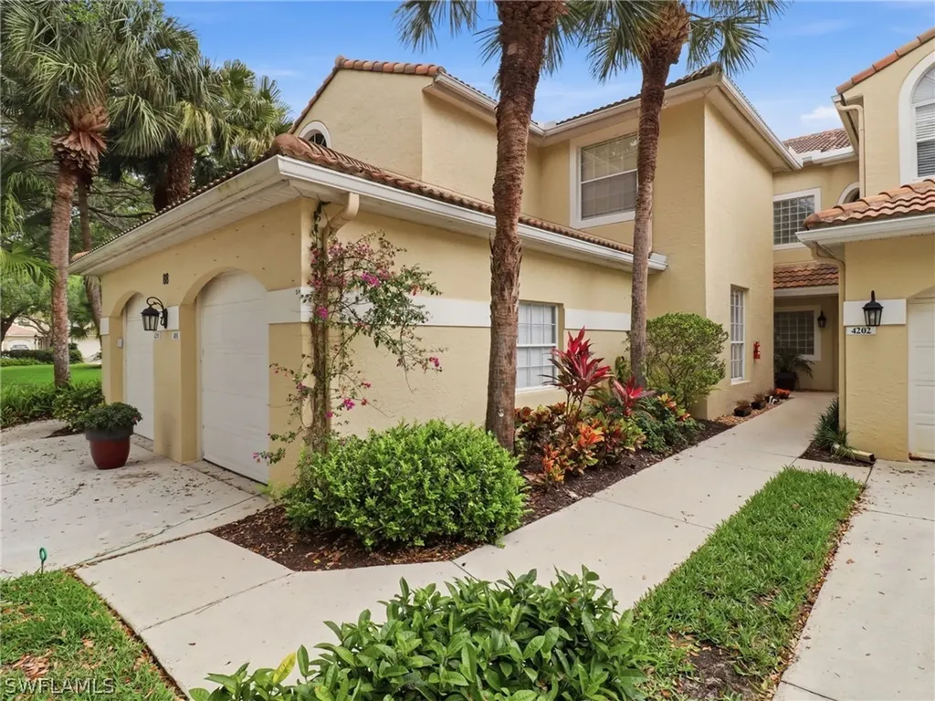 88 Silver Oaks Circle Naples FL 34119