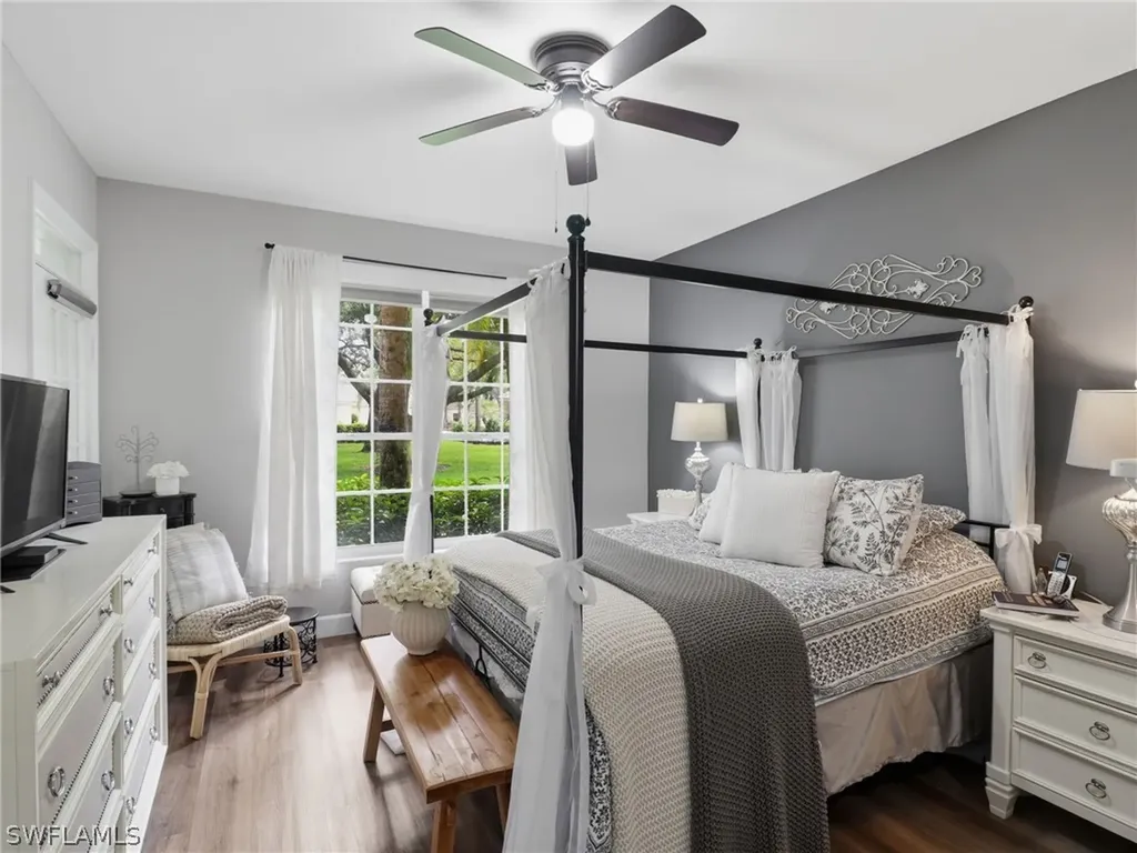 88 Silver Oaks Circle Naples FL 34119