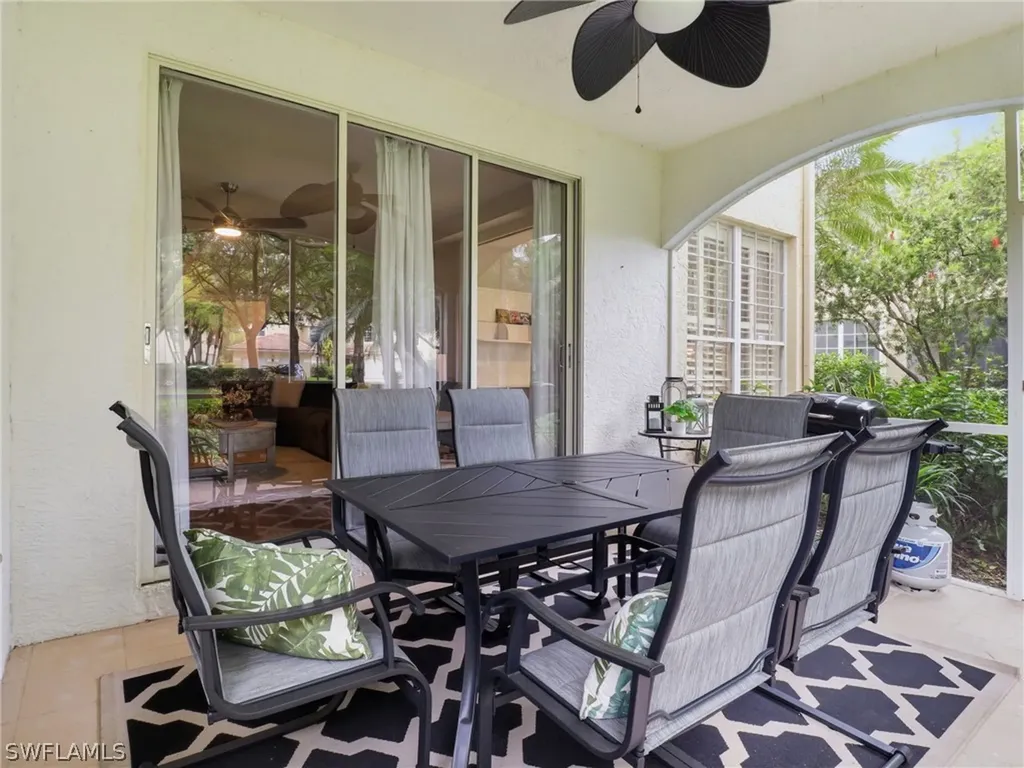 88 Silver Oaks Circle Naples FL 34119