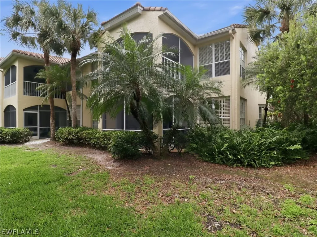 88 Silver Oaks Circle Naples FL 34119