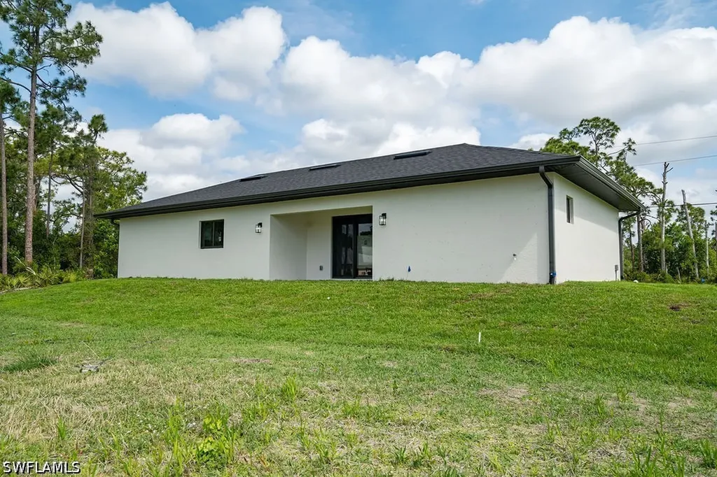 1160 Edelweiss Street E Lehigh Acres FL 33974