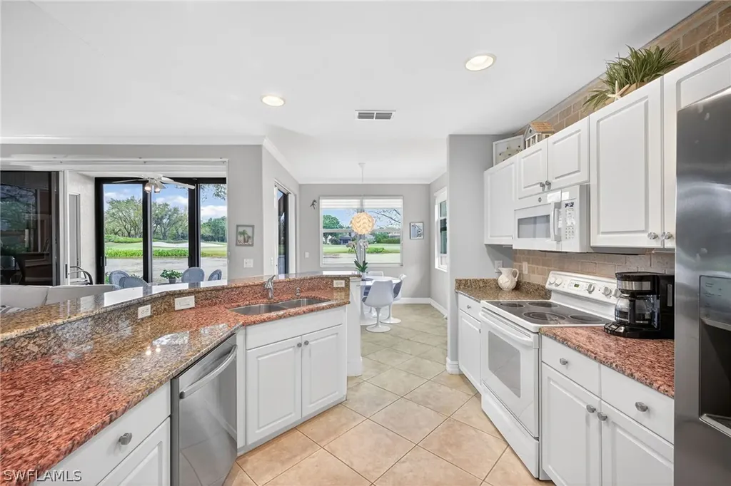 21810 Southern Hills Drive Estero FL 33928