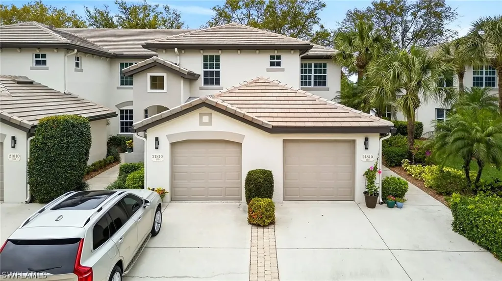 21810 Southern Hills Drive Estero FL 33928