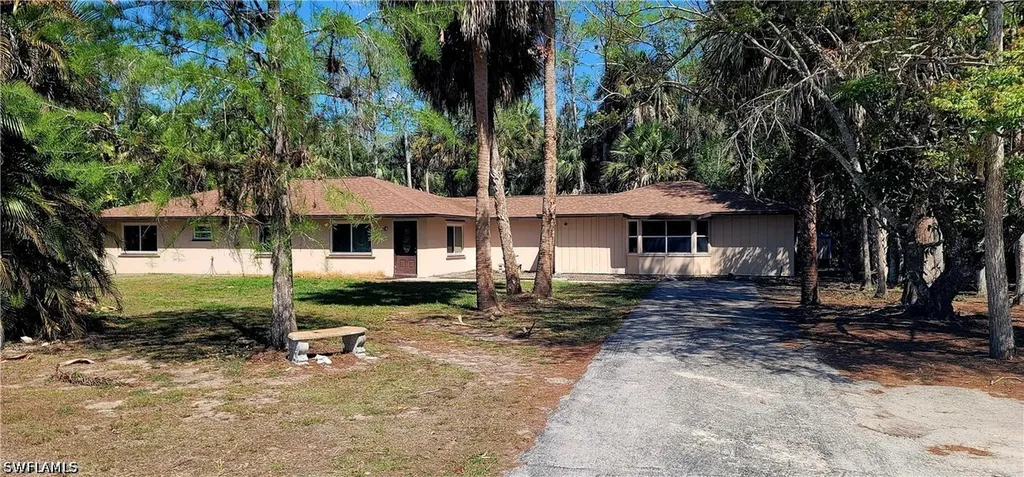 3501 White Boulevard Naples FL 34117