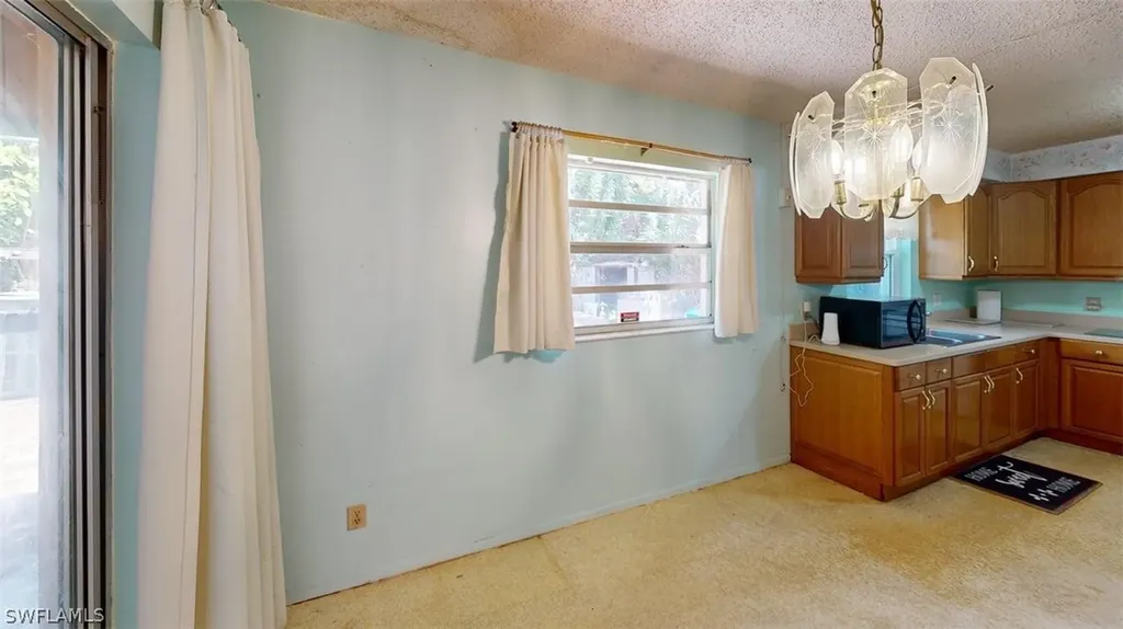 3501 White Boulevard Naples FL 34117