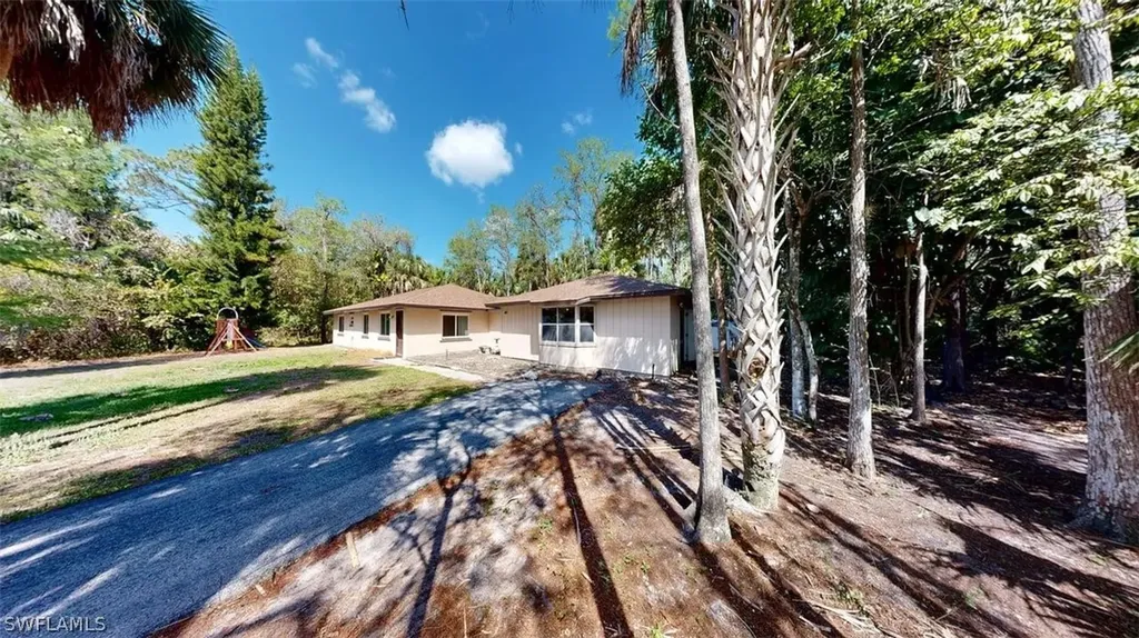 3501 White Boulevard Naples FL 34117