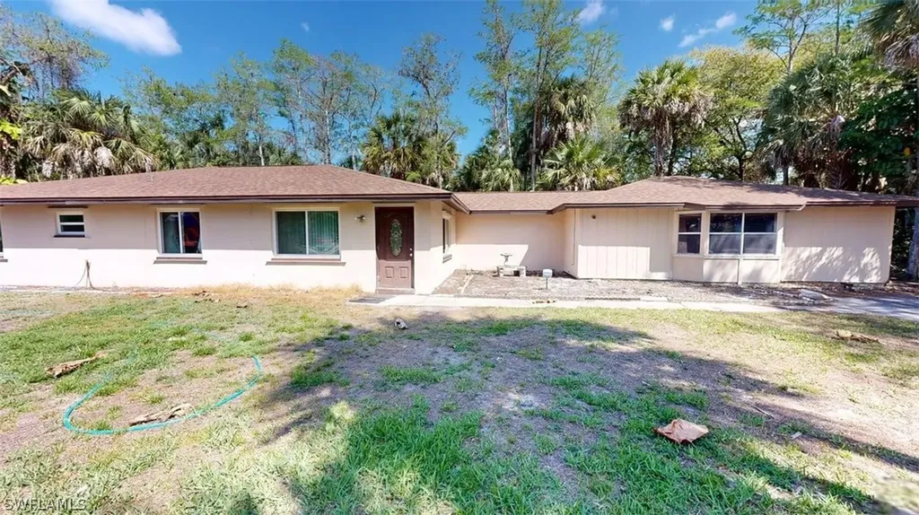 3501 White Boulevard Naples FL 34117