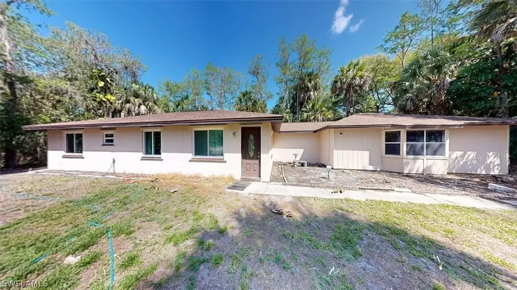 3501 White Boulevard Naples FL 34117