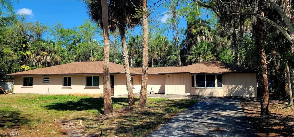3501 White Boulevard Naples FL 34117