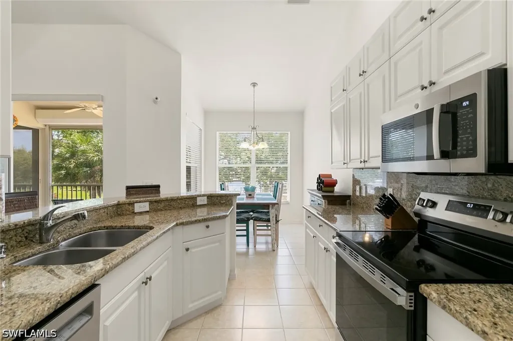 285 Cays Drive Naples FL 34114