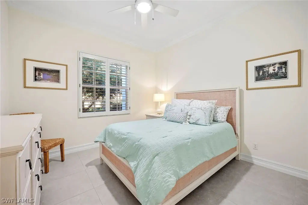 831 Sailaway Lane Naples FL 34108
