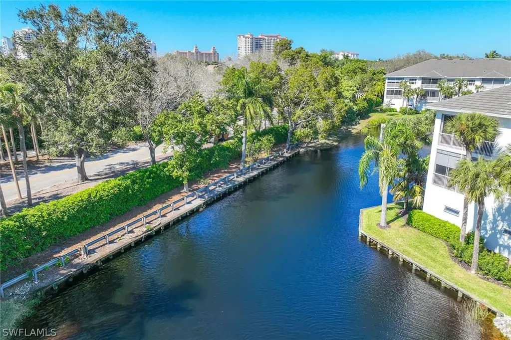 831 Sailaway Lane Naples FL 34108