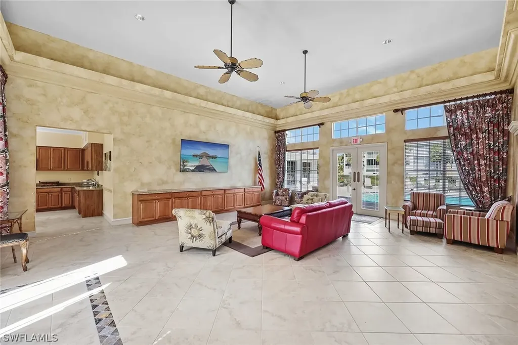 831 Sailaway Lane Naples FL 34108