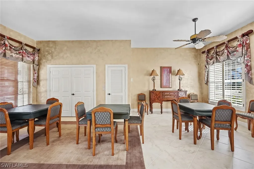 831 Sailaway Lane Naples FL 34108
