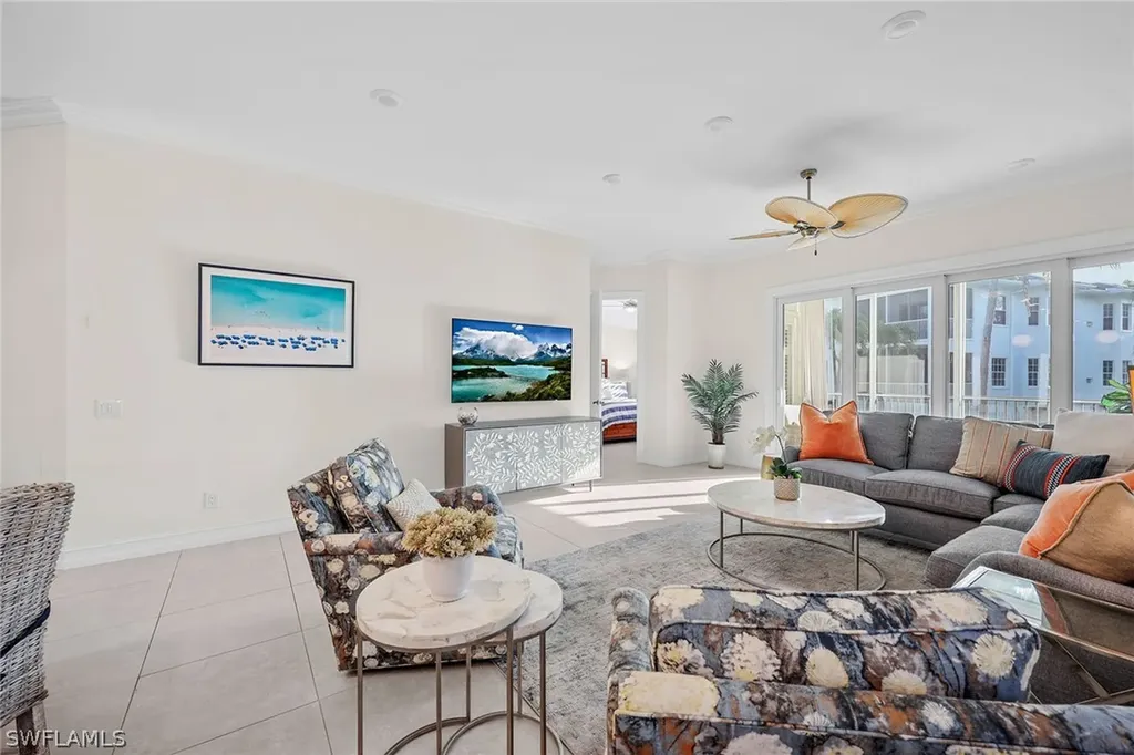 831 Sailaway Lane Naples FL 34108
