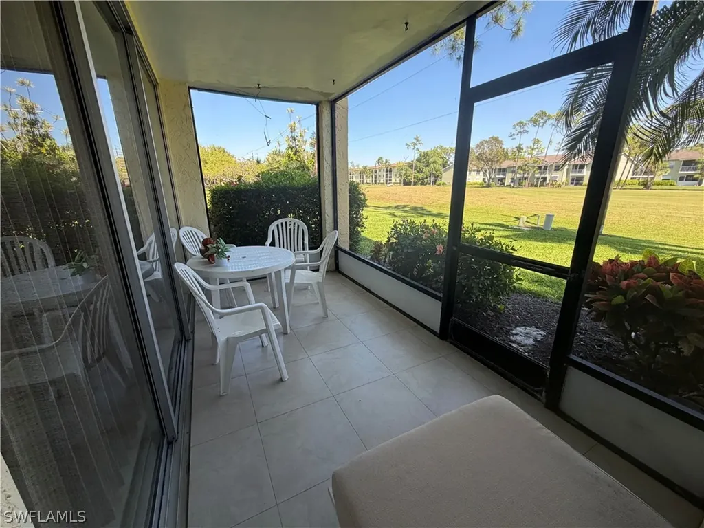1085 Forest Lakes Drive Naples FL 34105