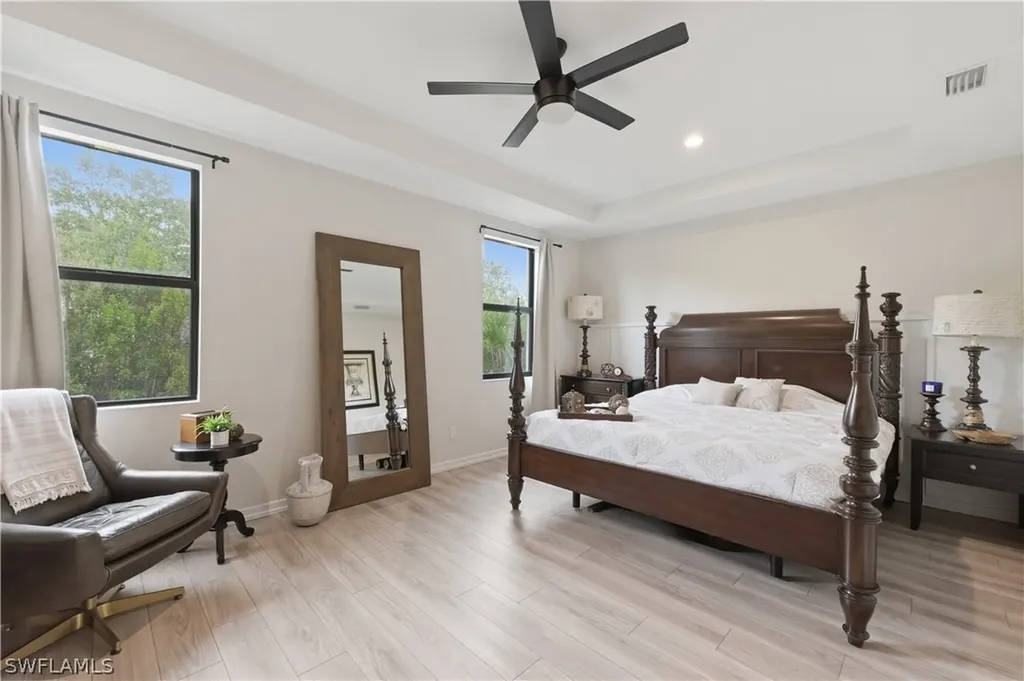 13017 Pembroke Drive Naples FL 34105