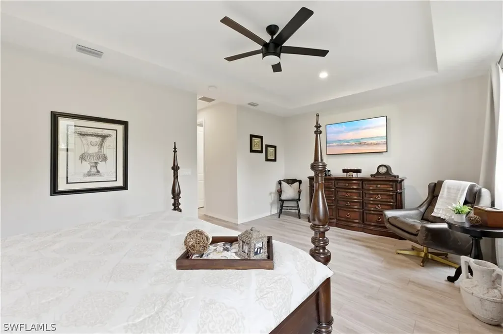 13017 Pembroke Drive Naples FL 34105