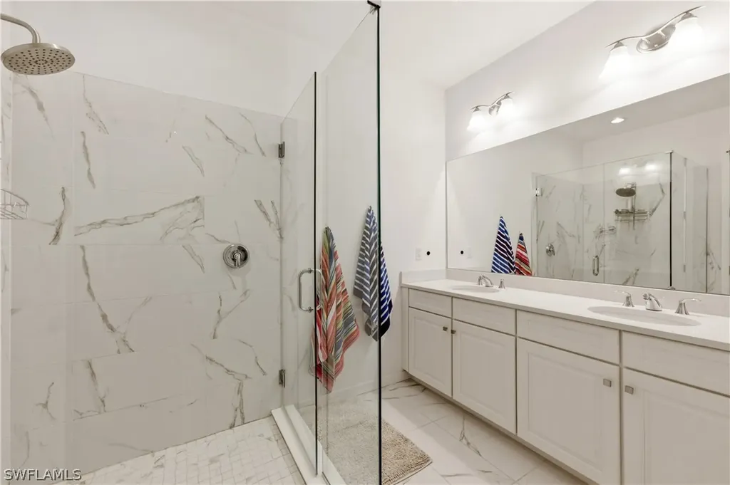 13017 Pembroke Drive Naples FL 34105