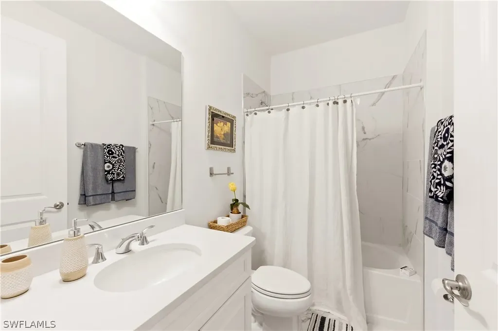 13017 Pembroke Drive Naples FL 34105