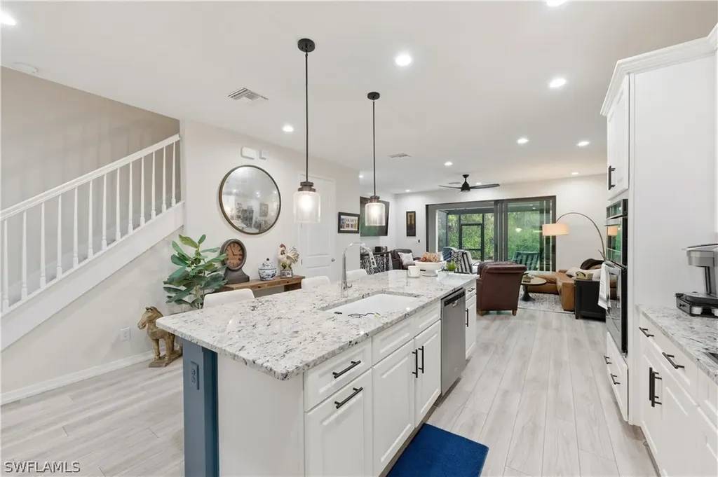 13017 Pembroke Drive Naples FL 34105